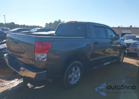 2008 Toyota Tundra Base 5.7L V8 z USA, uszkodzony, nr VIN 5TFDV54178X064932